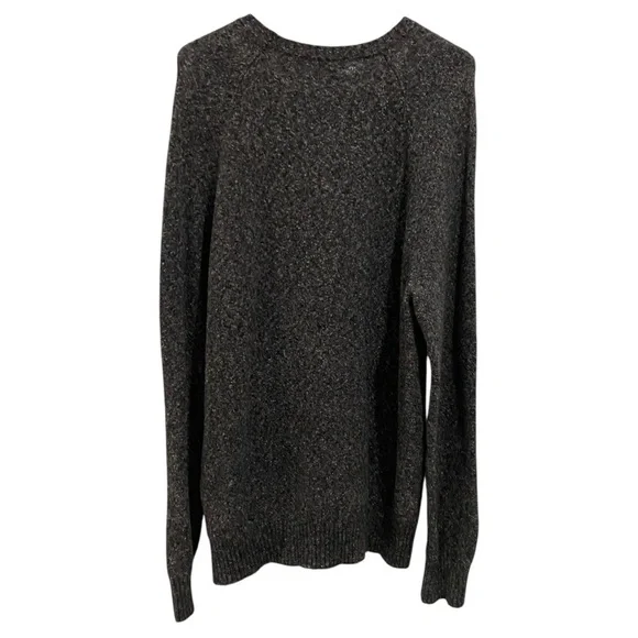 CLUB MONACO women’s grey wool Crewneck sweater size large warm shirt fuzzy top - Picture 10 of 10